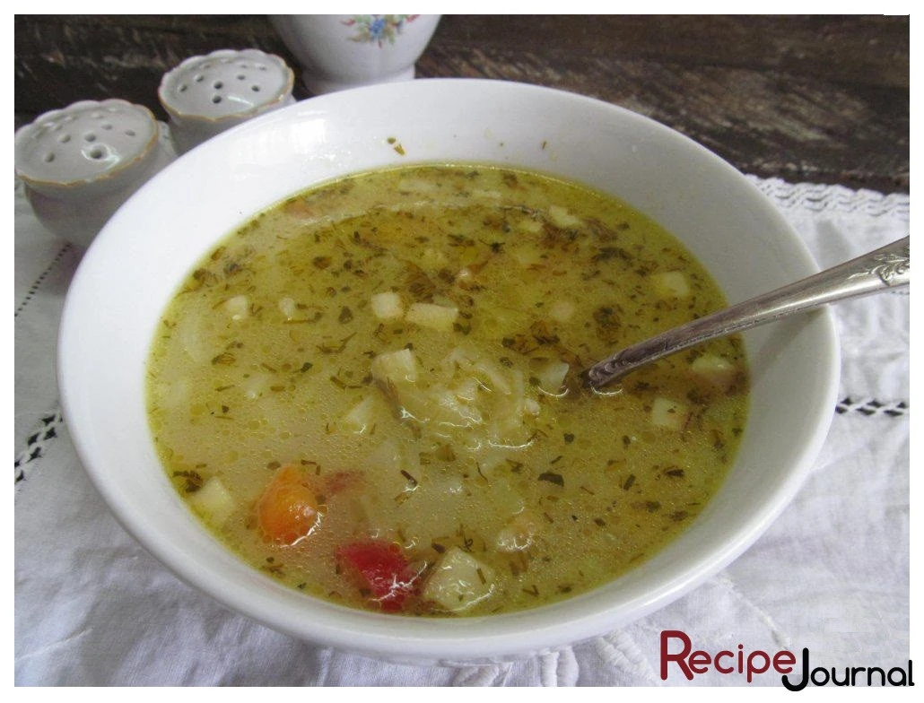 Рисовый суп с капустой и беконом на курином бульоне -  простой рецепт