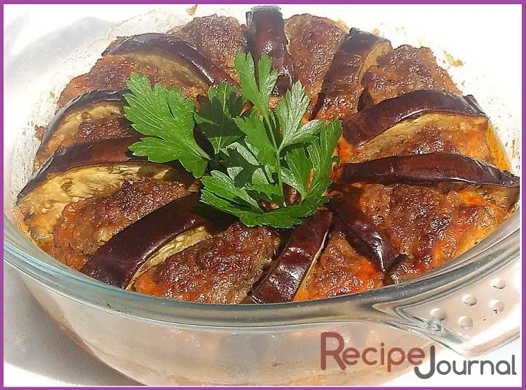 Рецепт блюда из овощей - запеканка с баклажанами и фаршем, в сливочном соусе