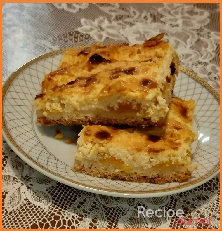 Творожный пирог с персиком - рецепт простой выпечки