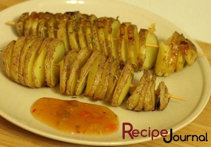 Рецепт вегетарианского блюда - запеченный спиральный  картофель