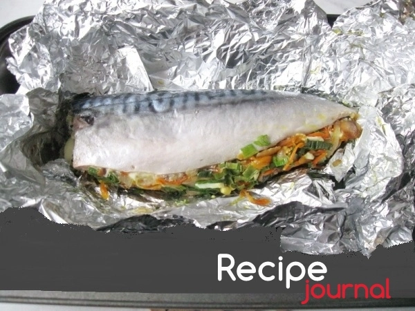 Скумбрия с овощами и грибами, рецепт блюда из рыбы, запеченной в фольге