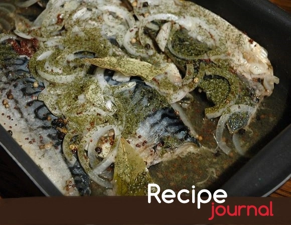 Рецепт блюда из рыбы - скумбрия, запеченная в вине