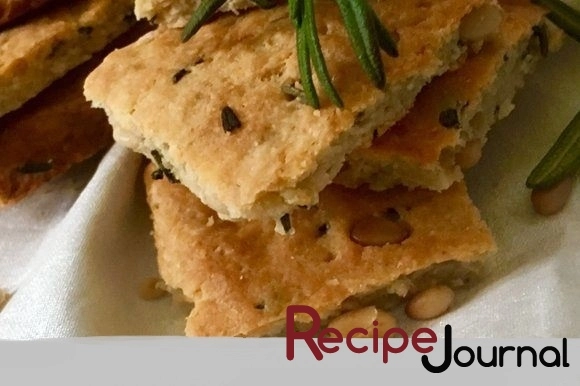 Рецепт несладкой выпечки - печенье сырное с кедровыми орешками