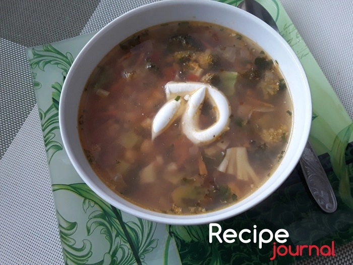 Суп вегетарианский - рецепт с брокколи, нутом и кукурузой