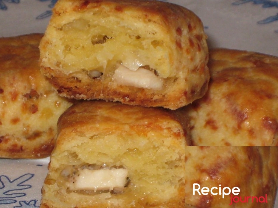 Печенье слоеное сырное с курицей - рецепт несладкой выпечки
