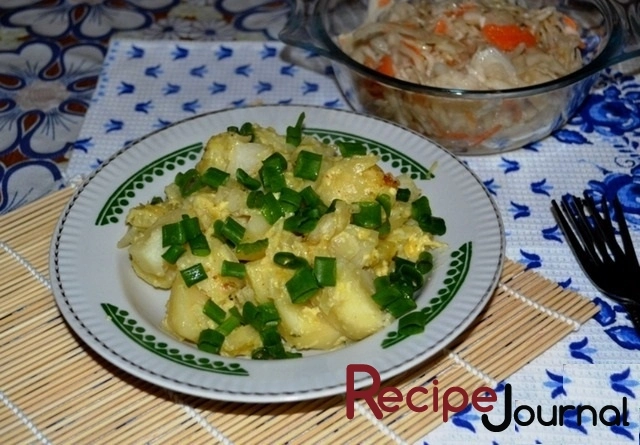 Картофель, запеченный в сметане - рецепт овощного блюда