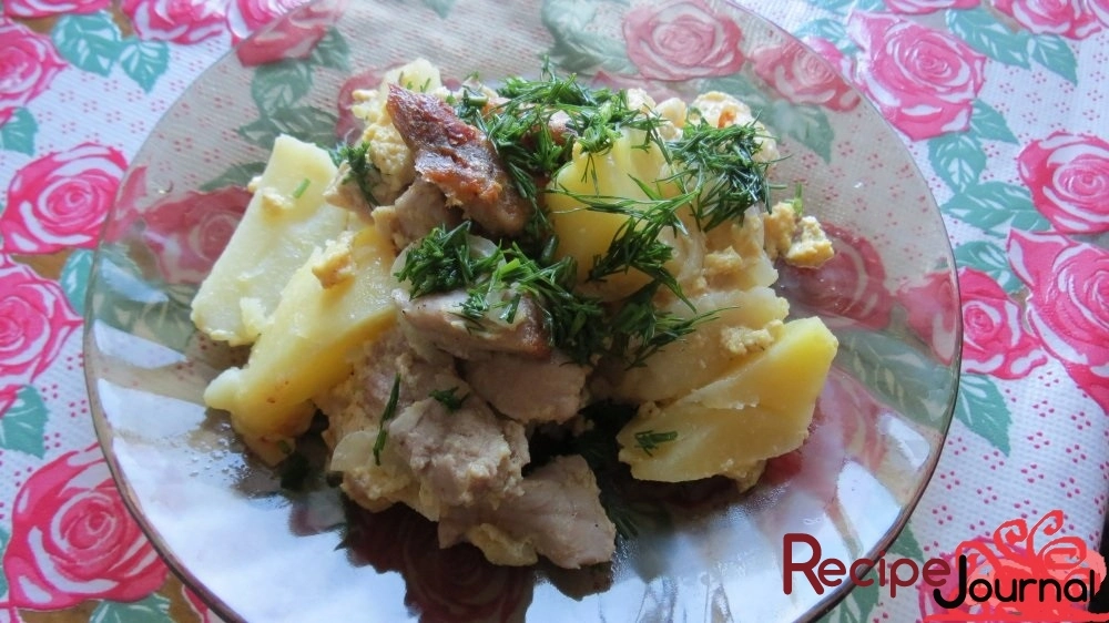 Картошка с мясом в рукаве, запеченная в духовке - рецепт блюда из овощей