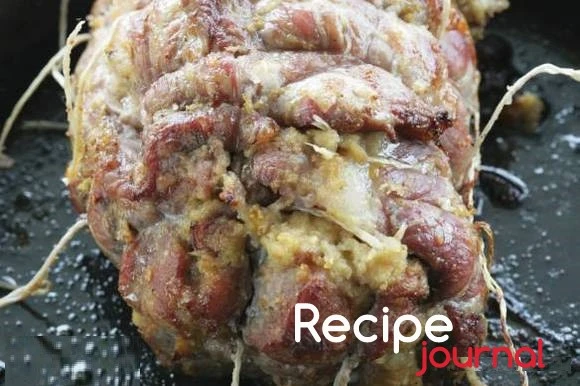 Свинина, запеченная с яблоками - рецепт блюда из мяса