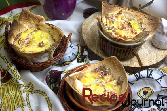 Омлет в корзиночках из лаваша - рецепт простой закуски