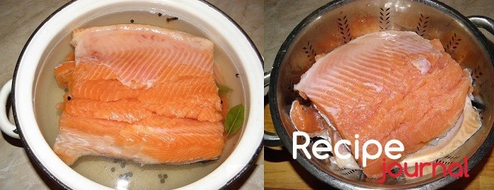 Подготовленную рыбу сложить в рассол кожей вниз. Поставить, накрыв крышкой, в холодильник не меньше чем на двое суток. Когда пройдет положенное время вынуть рыбу из рассола и дать стечь воде.