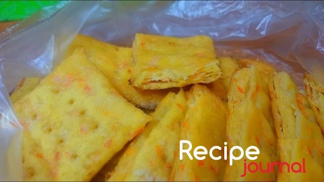 Печенье морковное слоеное - рецепт несладкой выпечки
