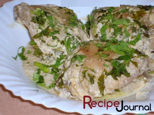 Курица, запеченная в сметане - рецепт блюда из птицы