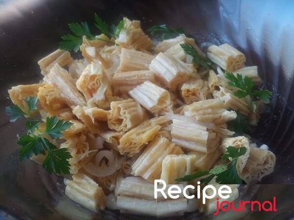 Салат из спаржевой сои (фучжу) - рецепт китайской кухни