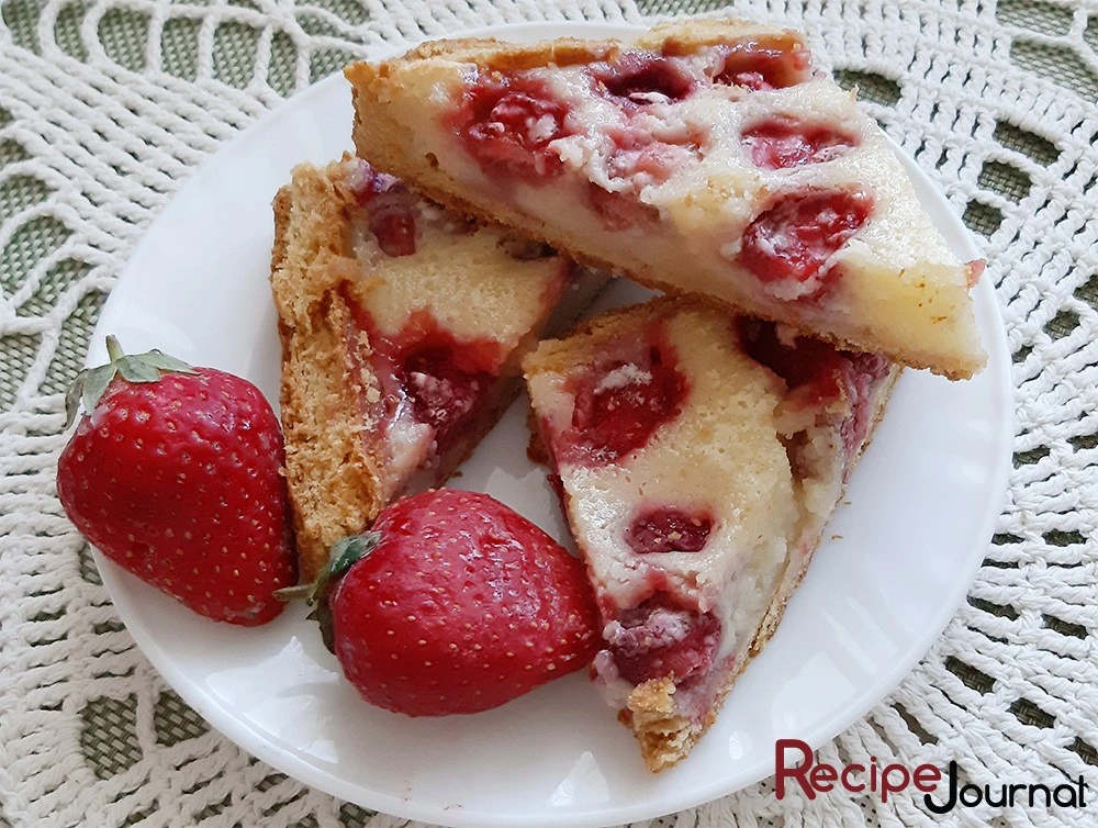 Цветаевский пирог с вишнями и черешней - рецепт вкусной выпечки