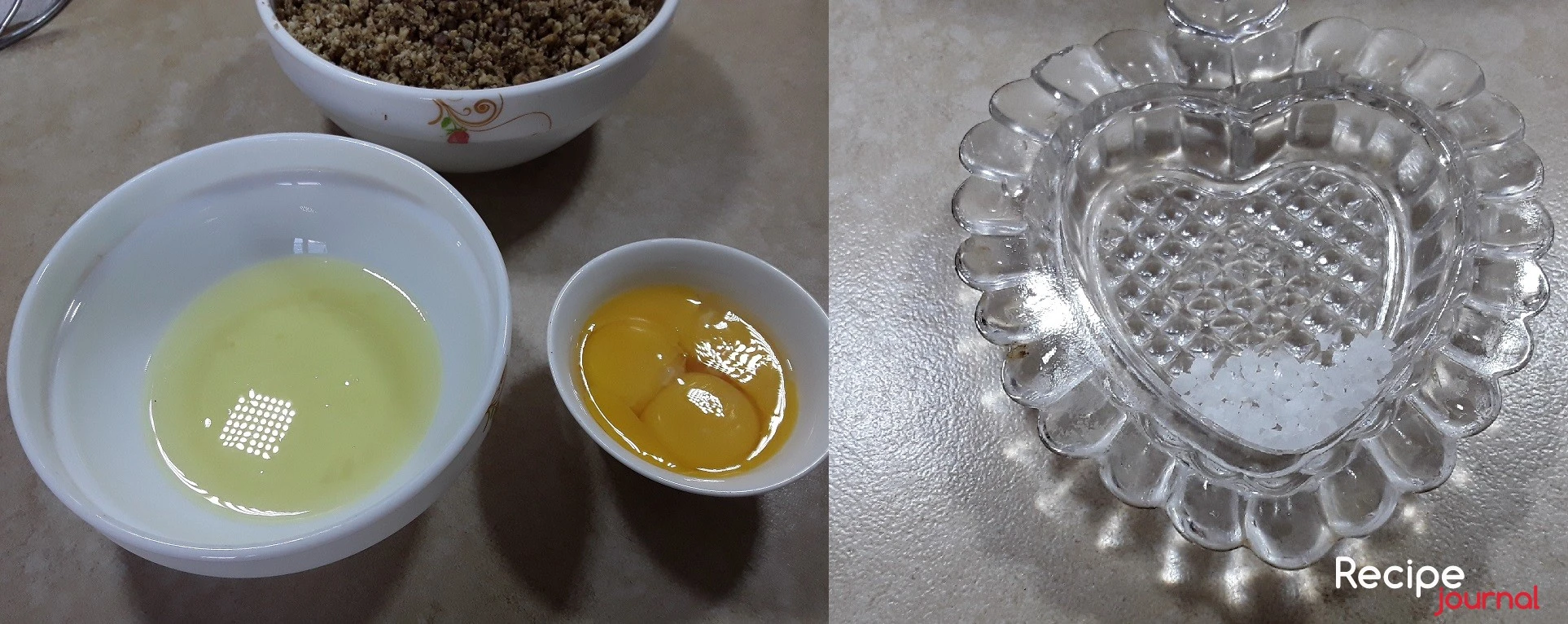 Отделяем белки от желтков у трех яиц. Берем половину  чайной ложки морской соли.