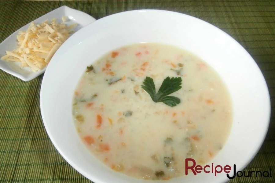 Американский сырный суп с бурым рисом - вегетарианский рецепт