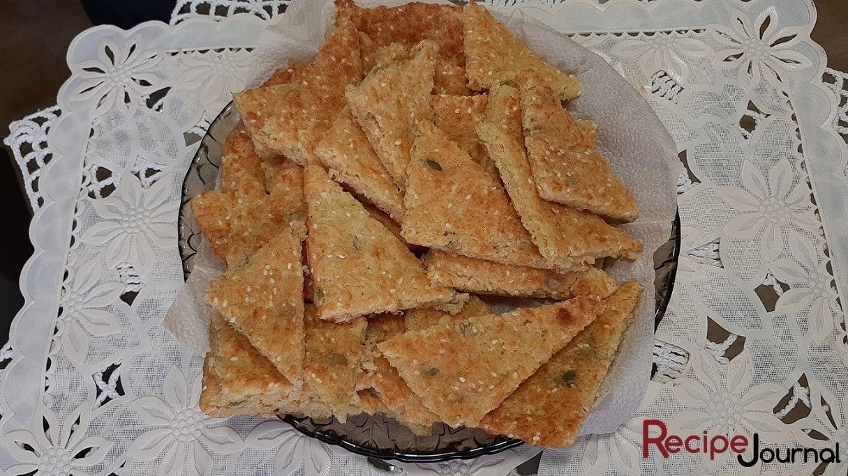 Печенье сырное с кунжутом и имбирем - рецепт выпечки