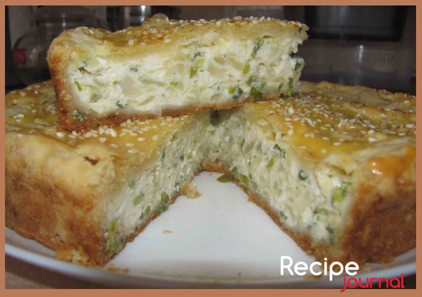 Рассыпчатый пирог с плавленным сыром - рецепт несладкой выпечки