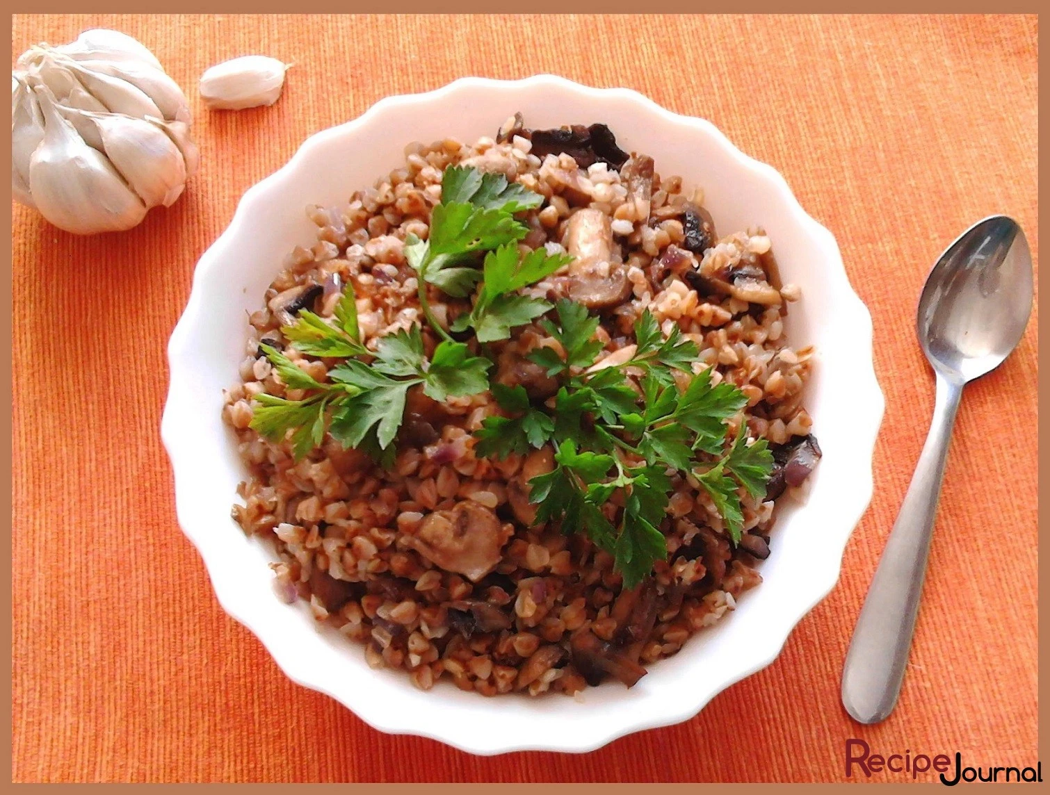 Гречневая каша с луком и грибами - рецепт русской кухни, постная еда