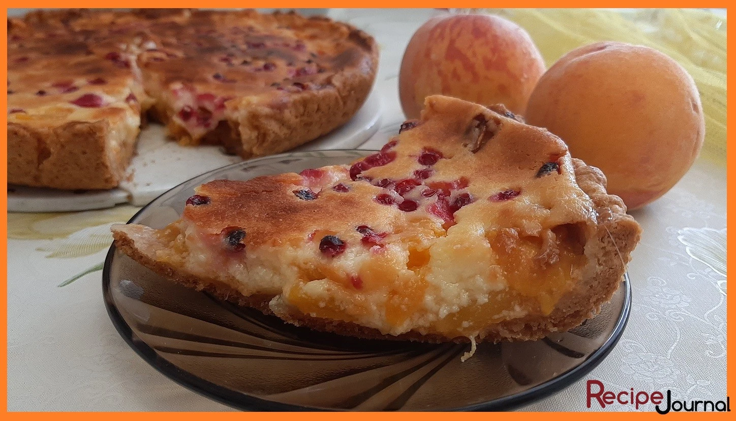Персиковый тарт с творогом -  рецепт летней выпечки