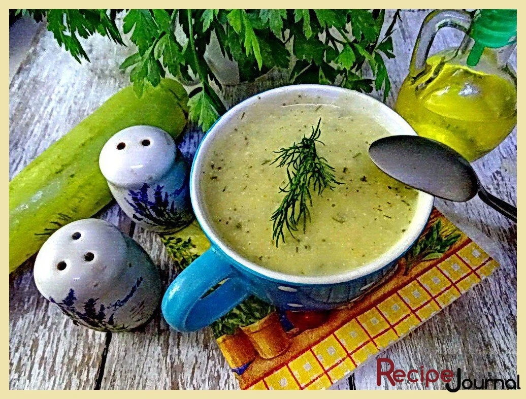 Кабачковый суп-пюре с плавленым сыром - простой рецепт