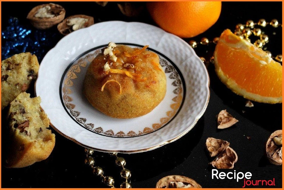 Рецепт постной выпечки - Манный кекс с апельсином и орехами