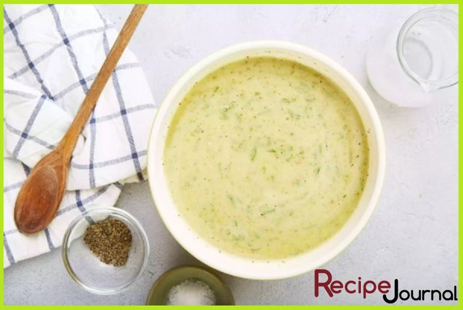 Холодный суп из огурцов - рецепт для летнего обеда