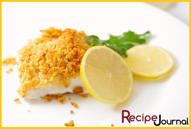 Простой рецепт блюда рыбы в духовке -  треска под хрустящей корочкой
