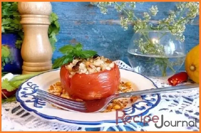 Помидоры, фаршированные по-гречески, рецепт для легкого ужина